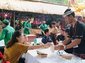 Latih Kenali Dunia Kerja, Denfest Libatkan Palajar Jadi Clean Table