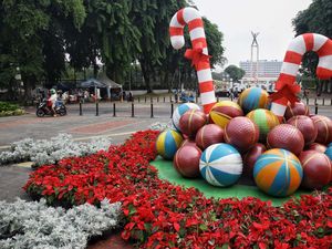 Semarak Natal di Lapangan Banteng