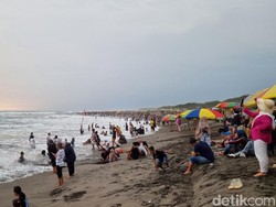 Pantai Parangtritis Masih Jadi Favorit, Wisatawan: Dekat dari Jogja