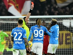 Apesnya Osimhen: Usai Kontrak Baru, Kalah dan Dikartumerah