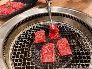 Puas Menikmati Wagyu Karubi di Resto Berkonsep Solo Yakiniku ala Tokyo Puas Menikmati Wagyu Karubi di Resto Berkonsep Solo Yakiniku ala Tokyo