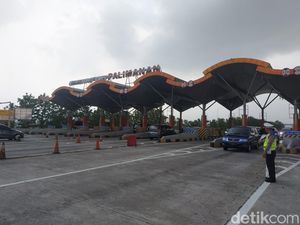 Lalin Landai, One Way dari Palimanan-Tol Cikampek Belum Diterapkan Lalin Landai, One Way dari Palimanan-Tol Cikampek Belum Diterapkan
