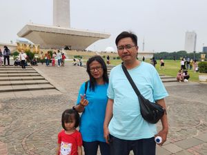 Kagetnya Dedi Asal Sukoharjo Pertama Kali Kunjungi Monas