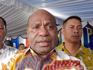 Kapolda Papua Sampaikan Dukacita Mendalam atas Meninggalnya Lukas Enembe Kapolda Papua Sampaikan Dukacita Mendalam atas Meninggalnya Lukas Enembe
