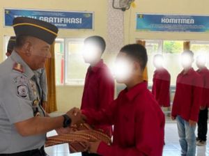 1.887 Warga Binaan di NTT Dapat Diskon Masa Tahanan, 3 Langsung Bebas 1.887 Warga Binaan di NTT Dapat Diskon Masa Tahanan, 3 Langsung Bebas