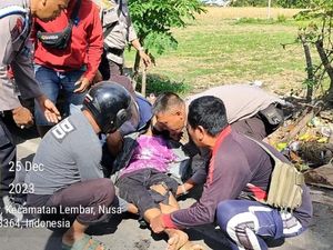 Pengendara Motor Tewas Tabrak Truk di Lombok Barat