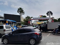 Musim Liburan, Jalan Sekitar Pasar Gede Solo Padat Merayap