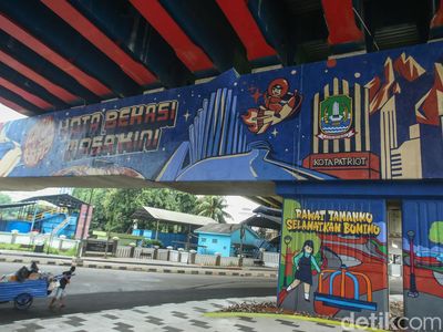 Mural Kota Bekasi Masa Kini Hiasi Kolong Tol Becakayu