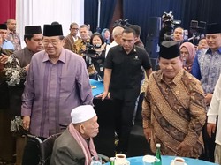 Momen Prabowo-SBY Hadiri Acara Mengenang 19 Tahun Tsunami Aceh