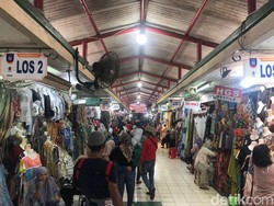 Omzet Berlipat Pedagang Batik-Kuliner di Malioboro Saat Libur Nataru