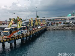 Melandai, Volume Kendaraan di Ketapang Diprediksi Kembali Naik 27 Desember