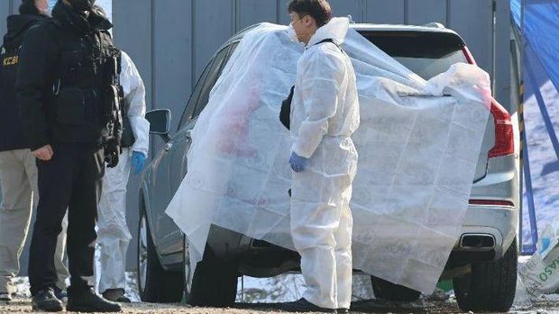 7 Potret Penampakan Mobil yang Ditumpangi Lee Sun Kyun hingga Tewas