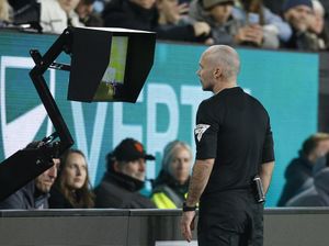 Klopp Kritik Gol Elliott yang Dianulir VAR: Pasti Gak Pernah Main Bola