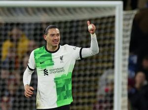 Darwin Nunez Buka Puasa dengan Gaya!