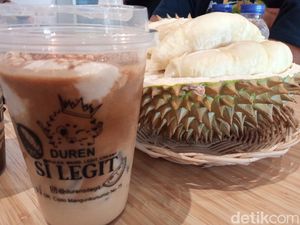 Sensasi Minum Es Kopi Campur Durian di Cirebon