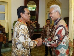 Ganjar Capres Pertama yang Diterima Sri Sultan Hamengku Buwono X