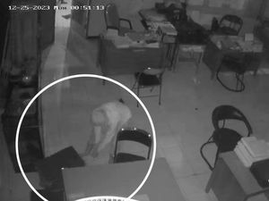Brankas SMPN 3 Mojoagung Jombang Dibobol Maling, Uang Rp 125 Juta Raib Brankas SMPN 3 Mojoagung Jombang Dibobol Maling, Uang Rp 125 Juta Raib