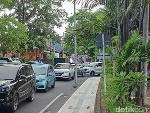 Kala Turis Terjebak di Hotel Imbas Kemacetan Horor di Bali Kala Turis Terjebak di Hotel Imbas Kemacetan Horor di Bali