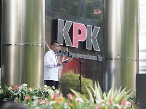 Beda Jalan Para Jebolan KPK Beda Jalan Para Jebolan KPK