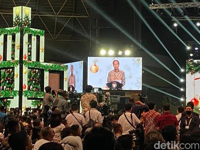 Momen Presiden Jokowi Hadiri Perayaan Natal Nasional 2023 di Surabaya