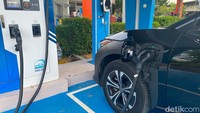 Mobil Listrik Kecelakaan: Perbaikan Rumit, Biaya Lebih Mahal