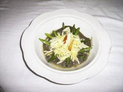 Mengenal Pedek, Sambal Khas Natuna yang Difermentasi