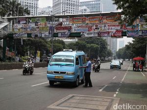 Pantauan APK Pemilu di Jakarta Selatan saat Masa Tenang Hari Kedua Pantauan APK Pemilu di Jakarta Selatan saat Masa Tenang Hari Kedua