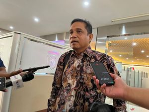 Pengacara Hormati Prof Romli yang Tak Mau Jadi Saksi Meringankan Firli Bahuri Pengacara Hormati Prof Romli yang Tak Mau Jadi Saksi Meringankan Firli Bahuri