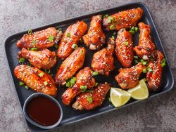 Resep Sayap Ayam Panggang Saus Hoisin yang Praktis untuk Pesta Tahun Baru