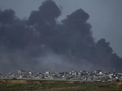 Tragis, Gaza Masih Dikepung Asap Hitam Gempuran Israel