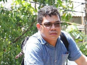 Sekolah untuk Para Jagoan Politik Sekolah untuk Para Jagoan Politik