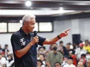 Ganjar Cerita Faskes di Papua Minim, Singgung Rp 400 T untuk Makan Siang