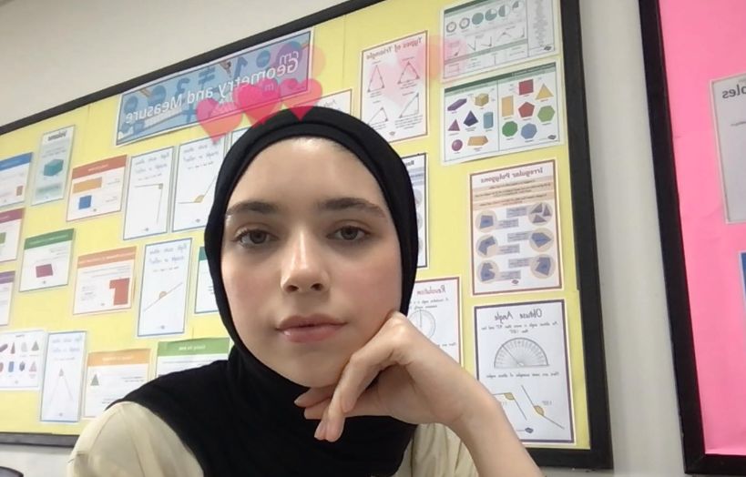 Isabelle Tramp, Putri Ayu Azhari