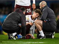 Guardiola Was-was dengan Cedera John Stones