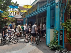 Riuh Wisatawan di Kampung Kauman Solo, Belajar Batik hingga Foto Prewedding