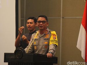 Polda DIY Ungkap Puluhan Ribu Telepon Prank Masuk di Saluran 110 Polda DIY Ungkap Puluhan Ribu Telepon Prank Masuk di Saluran 110