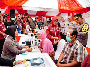 Kapolri Tinjau Baktikes dan Baksos di Surabaya: Polri Hadir untuk Masyarakat