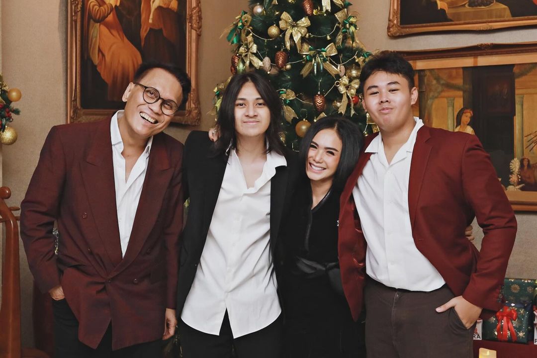 Keluarga Yuni Shara