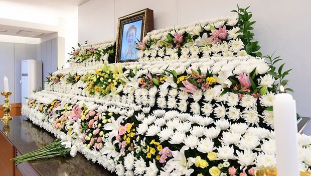 Foto Lee Sun Kyun di rumah duka, Rumah Sakit Seoul National University, pada Kamis (28/12/2023).