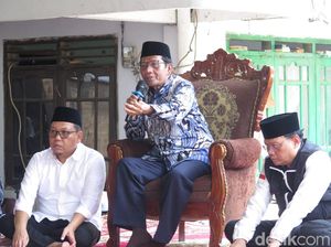 Tanggapan Mahfud Md Soal Jubir Timnas AMIN Indra Charismiadji Ditangkap Tanggapan Mahfud Md Soal Jubir Timnas AMIN Indra Charismiadji Ditangkap