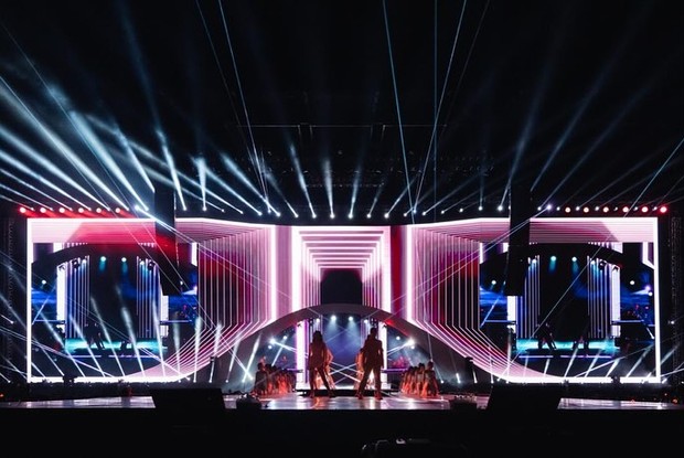 Potret TWICE dalam konser 'Ready To Be' di Jakarta/ Foto: instagram.com/mecimapro Potret TWICE dalam konser 'Ready To Be' di Jakarta