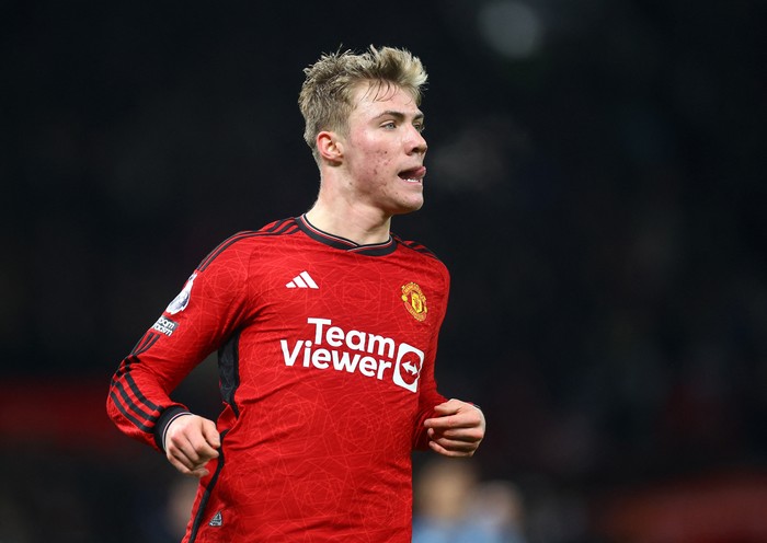 Rasmus Hojlund Soccer Football - Premier League - Manchester United v Aston Villa - Old Trafford, Manchester, Britain - December 26, 2023 Manchester United's Rasmus Hojlund reacts REUTERS/Carl Recine NO USE WITH UNAUTHORIZED AUDIO, VIDEO, DATA, FIXTURE LISTS, CLUB/LEAGUE LOGOS OR 'LIVE' SERVICES. ONLINE IN-MATCH USE LIMITED TO 45 IMAGES, NO VIDEO EMULATION. NO USE IN BETTING, GAMES OR SINGLE CLUB/LEAGUE/PLAYER PUBLICATIONS.