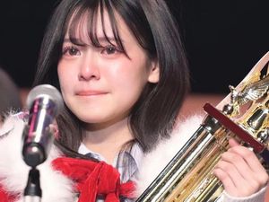 8 Potret Remaja Viral yang Menang Kontes Gadis SMA Paling Cute di Jepang 8 Potret Remaja Viral yang Menang Kontes Gadis SMA Paling Cute di Jepang
