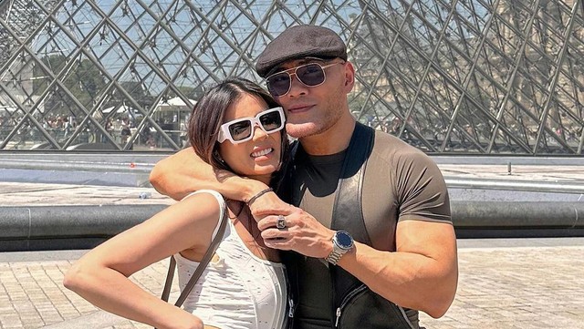 Berita Viral Selebriti dari InsertLive : Mendadak Galau hingga Diduga Hapus Foto Deddy Corbuzier, Sabrina Chairunnisa Kenapa?