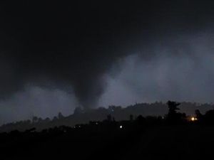 Gedung BRIN Rusak Diterjang Angin Puting Beliung, Arsip Basah-Rusak