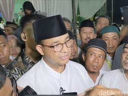 Kunjungi Trenggalek, Anies Soroti Disparitas Sekolah Negeri-Swasta hingga Pupuk