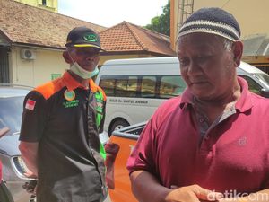 Ketegaran Ortu Mahasiswa IPB yang Meninggal Saat Penelitian di Pulau Sempu Ketegaran Ortu Mahasiswa IPB yang Meninggal Saat Penelitian di Pulau Sempu