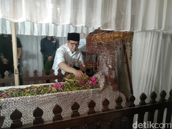 Tutup Kampanye di Tuban, Cak Imin Ziarah ke Makam Sunan Bonang