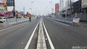 Diujicoba, Flyover Cisauk Bisa Dilintasi Kendaraan