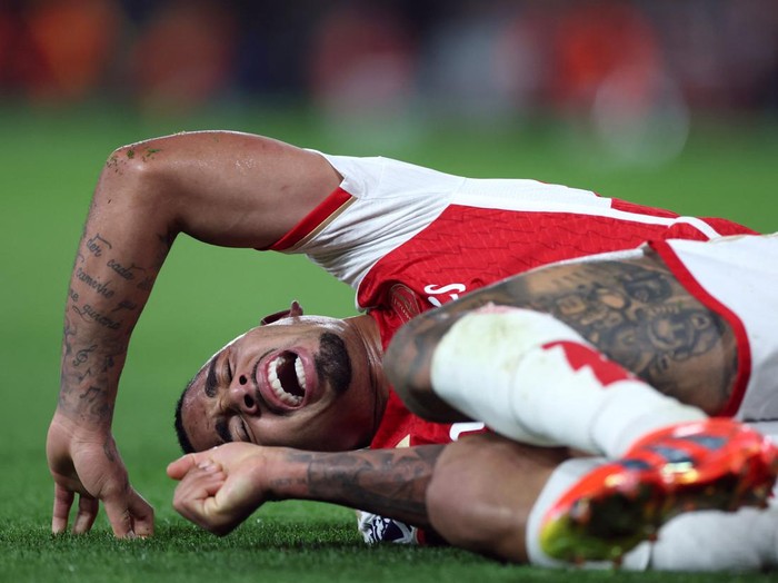 Soccer Football - Premier League - Arsenal v West Ham United - Emirates Stadium, London, Britain - December 28, 2023  Arsenal's Gabriel Jesus reacts REUTERS/Isabel Infantes NO USE WITH UNAUTHORIZED AUDIO, VIDEO, DATA, FIXTURE LISTS, CLUB/LEAGUE LOGOS OR 'LIVE' SERVICES. ONLINE IN-MATCH USE LIMITED TO 45 IMAGES, NO VIDEO EMULATION. NO USE IN BETTING, GAMES OR SINGLE CLUB/LEAGUE/PLAYER PUBLICATIONS.